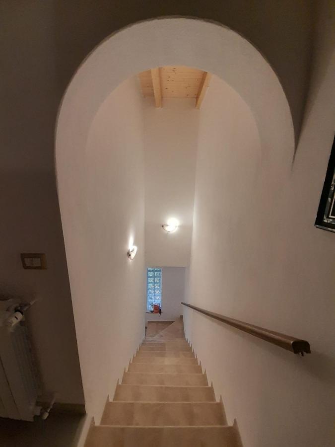 Casa Rosa Dei Venti Apartment Villa San Pietro Luaran gambar
